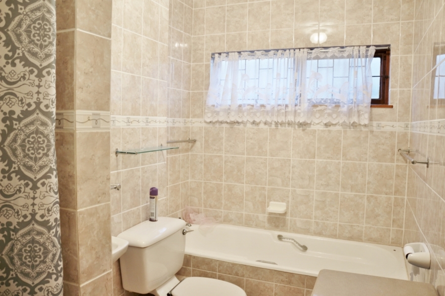3 Bedroom Property for Sale in West Beach Eastern Cape